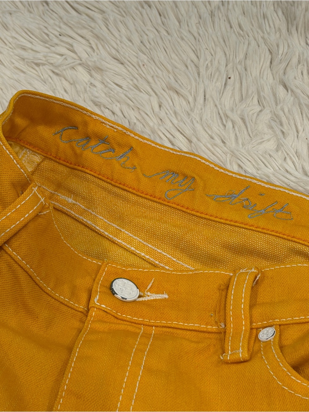 Tory Burch Catch My Drift Cropped Eyelet Floral Jeans 29 Yellow Embroidered - Picture 9 of 10